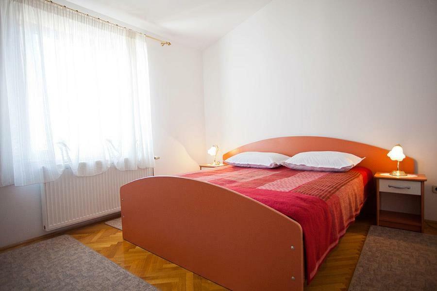 Apartma The Ana