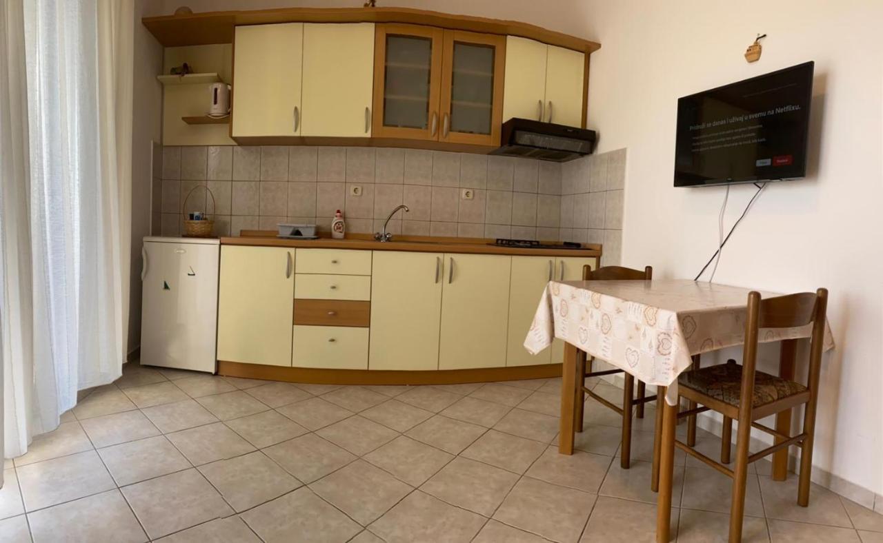 The Ana Apartment